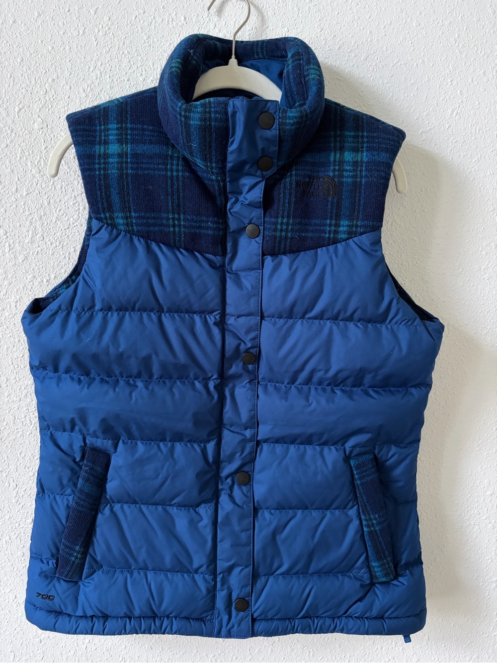 The North Face Nuptse Vest 700 Goose Down Puffer Blue Plaid Size Medium Outdoor